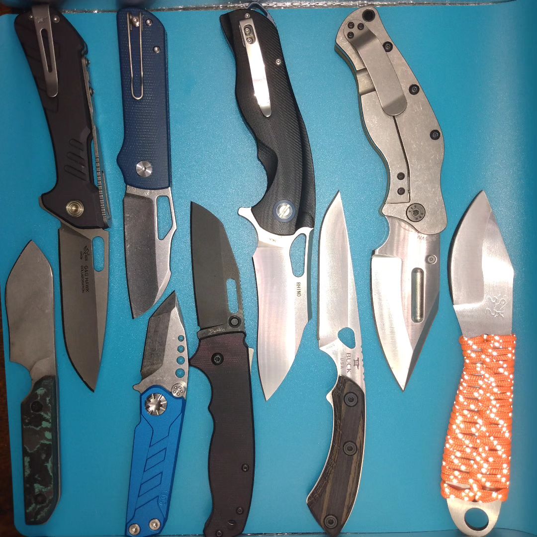 9 Unique Knives